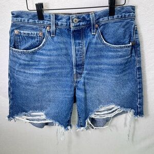 Levi’s 501 Distressed Cut off Jean Shorts Womens 30 waist Summer Spring 1830